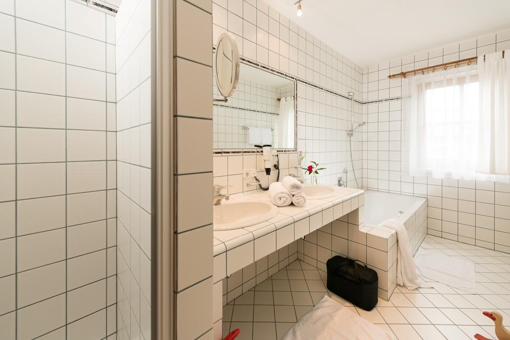 Ansitz Wirtsgut - Familienappartements In Den Bergen Леоганг Екстер'єр фото